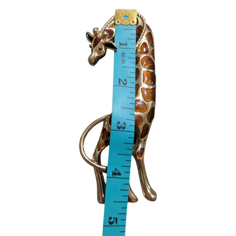 Vintage Giraffe Brooch Pin, Gold Tone Enamel Animal Jewelry, Safari Wildlife - Picture 6 of 6